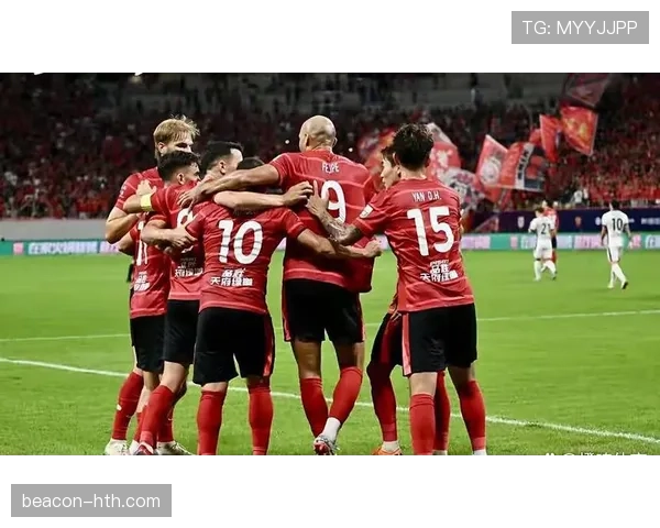 中超赛事全景解析：聚焦每场比赛高光时刻与精彩进球